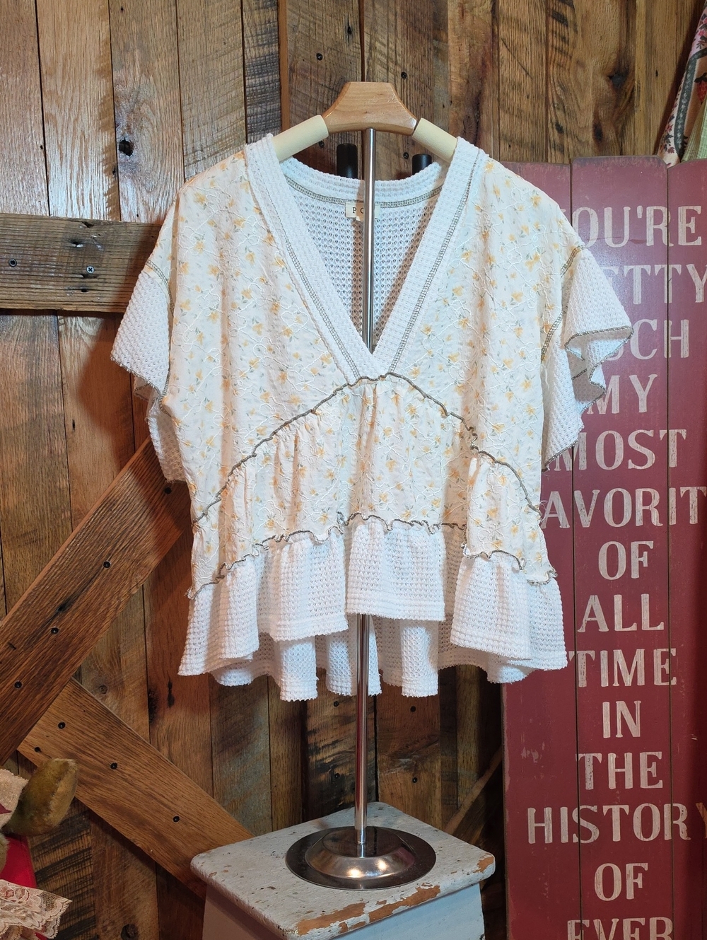 173p White Yellow Floral Embroidered V-Neck Peplum Women's Top